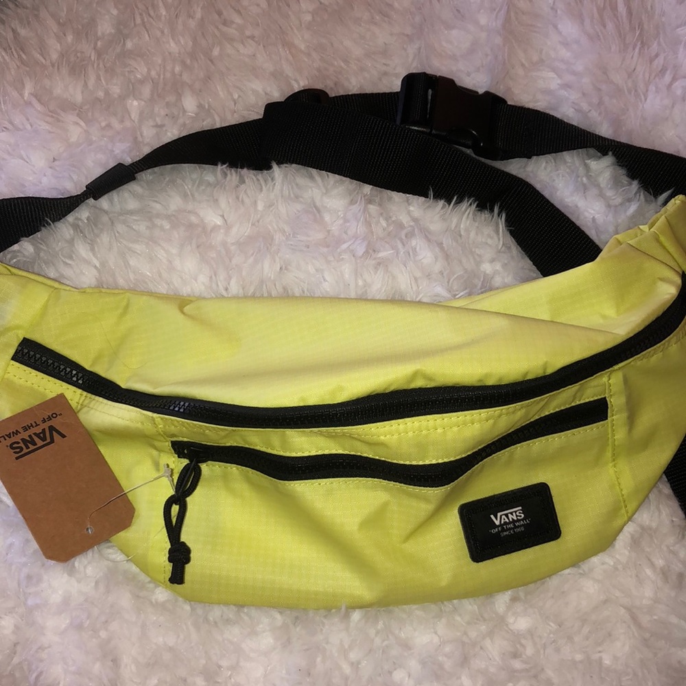 vans fanny pack
